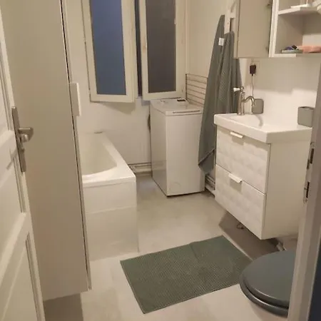 Charming 40 M2, 10th