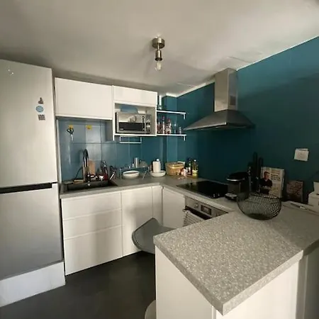 Charming 40 M2, 10th Apartamento *
